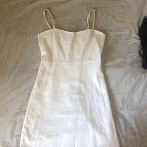 BRANDY MELVILLE white sundress!!